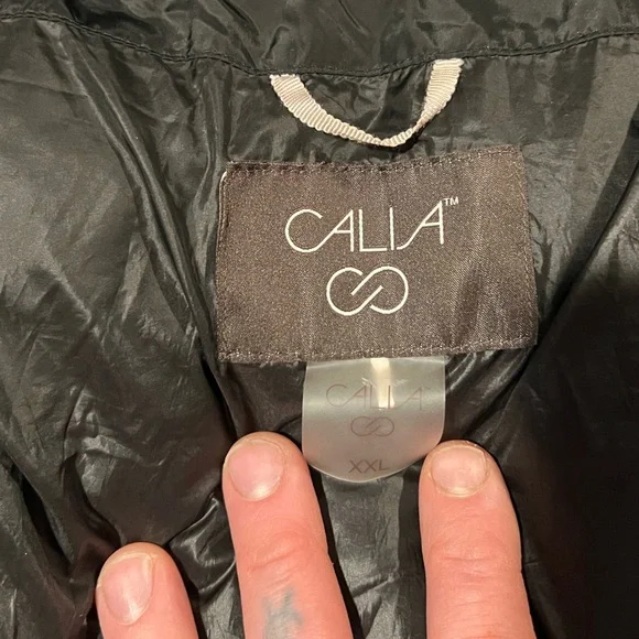 CALIA by Carrie Underwood Black Hooded Puffer Vest - Picture 6 of 10